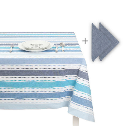 Tablecloth and napkins set...