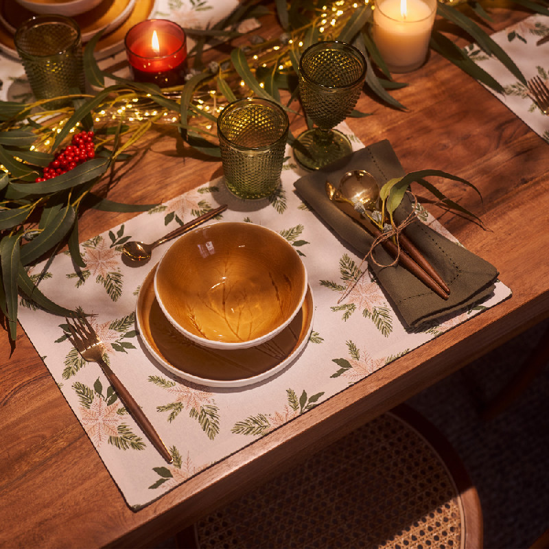 Individual - Poinsettia