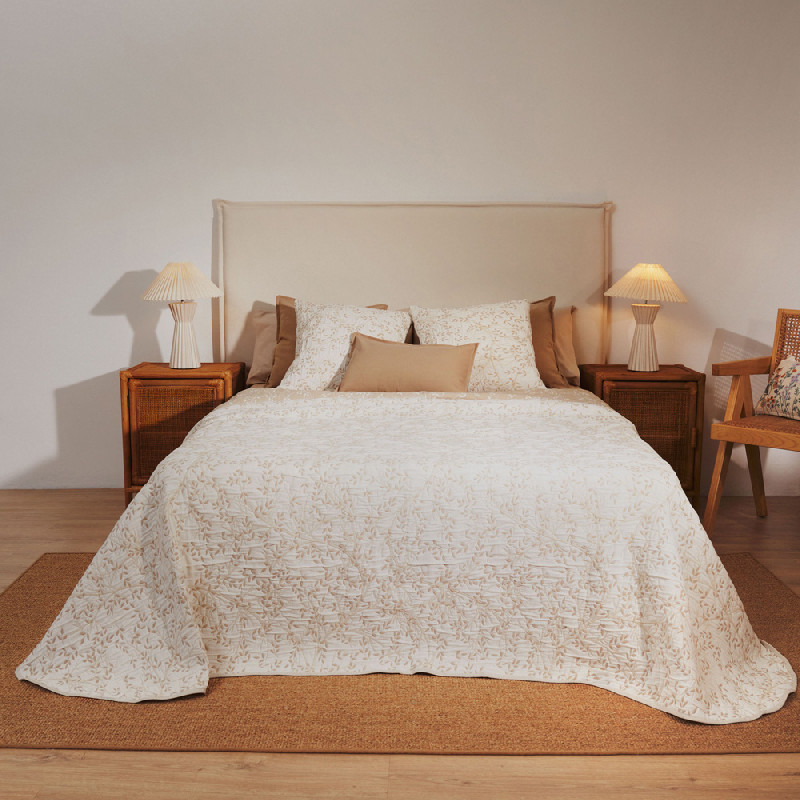 Cobrellit Piqué - Abril