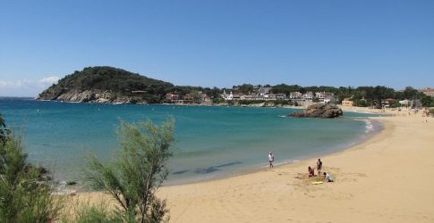 5 playas catalanas que se salen de la norma