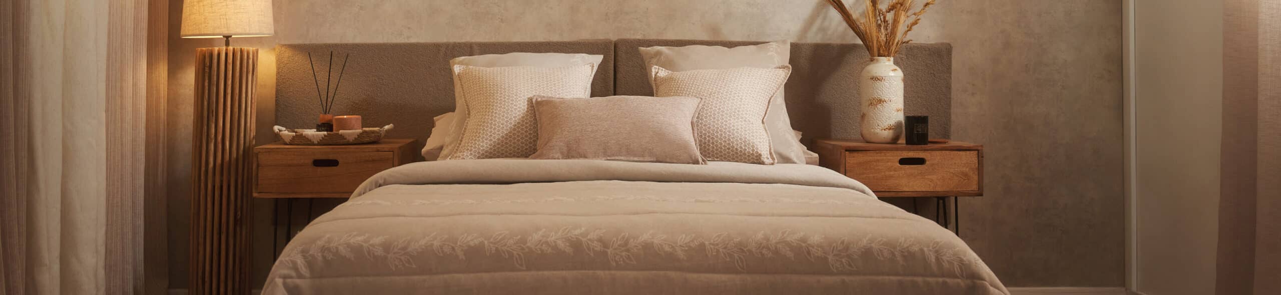 Cómo combinar la ropa de cama adecuadamente para un dormitorio acogedor y con estilo