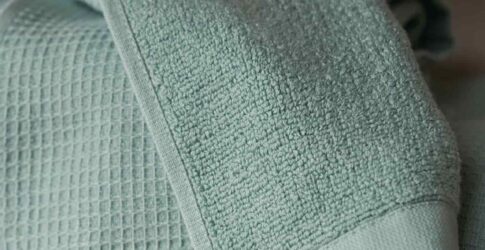 Tipus de tovalloles segons l’ús: cabell, cara, gimnàs, piscina.