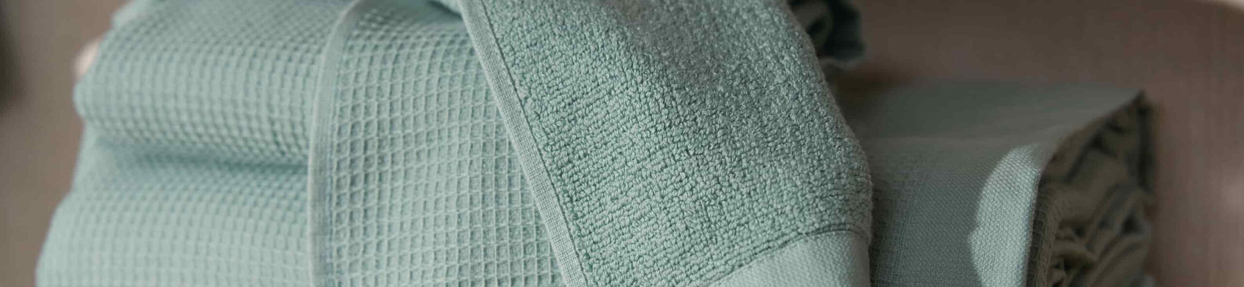 Tipus de tovalloles segons l’ús: cabell, cara, gimnàs, piscina.